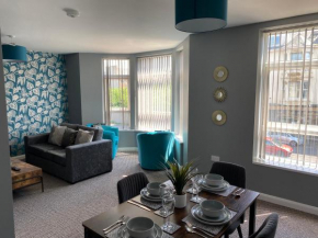 Blackpool Sleepover Apartment 4 Free Parking Sleeps 6